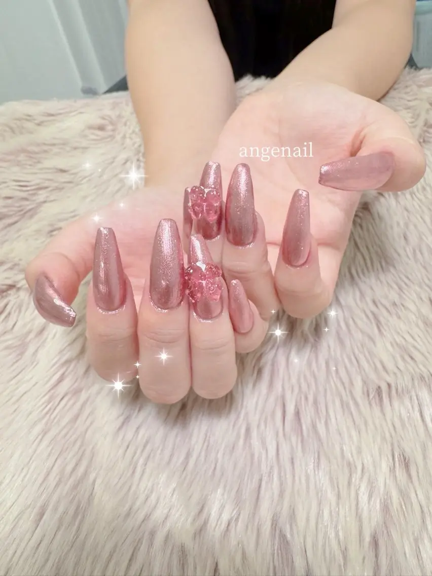 ネイル ハンドネイル オーナーネイリスト MAKIのネイルデザイン