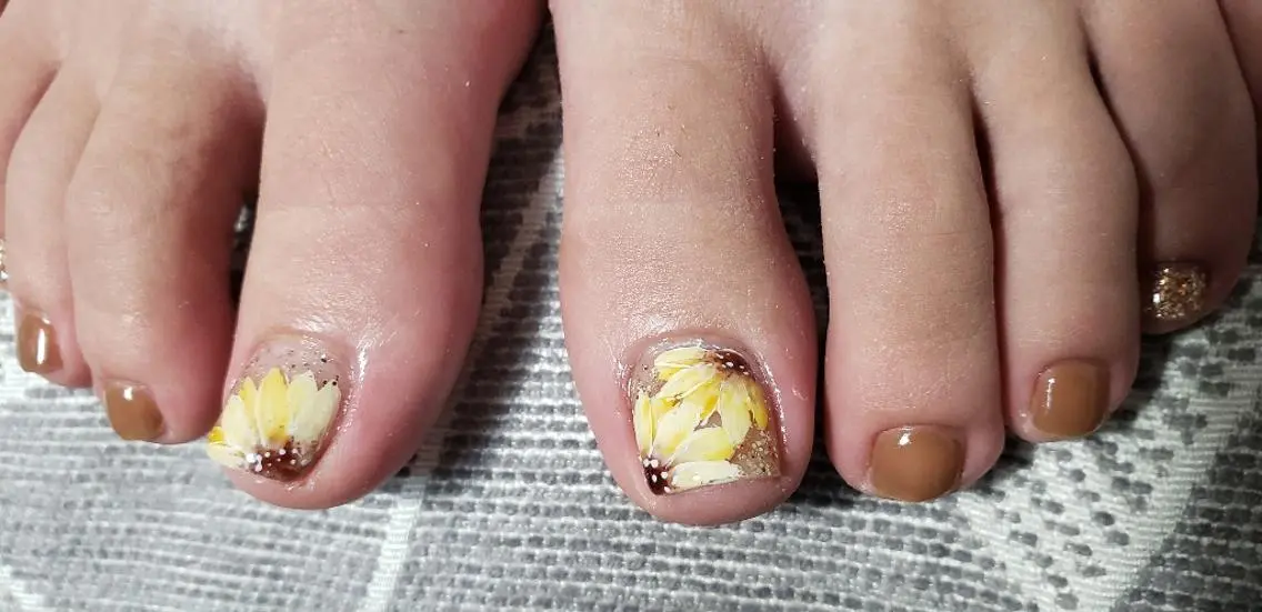 ネイル 夏ネイル ビジュード ネイルのネイルデザイン