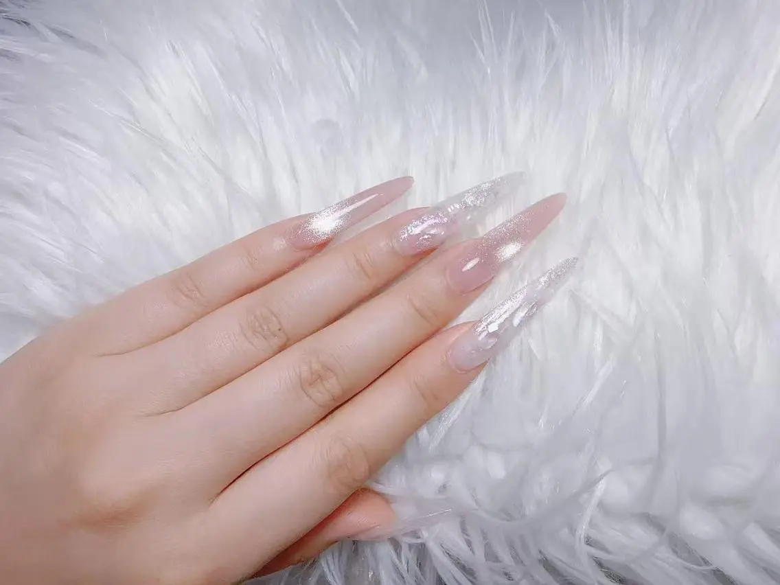 ネイル アートネイル フラッシュネイル フレンチネイル ジェルネイル ガラスフレンチ M2 BEAUTY Rikaのネイルデザイン