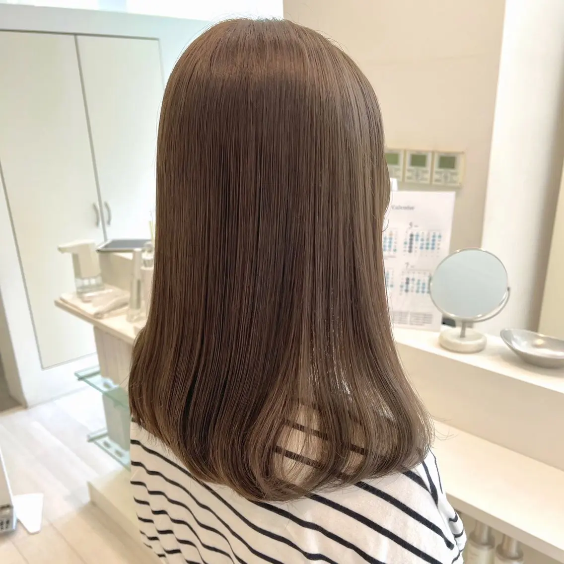 セミロング カラー ベージュカラー ParveMix￤ 出石 菜々🥂のヘアスタイル