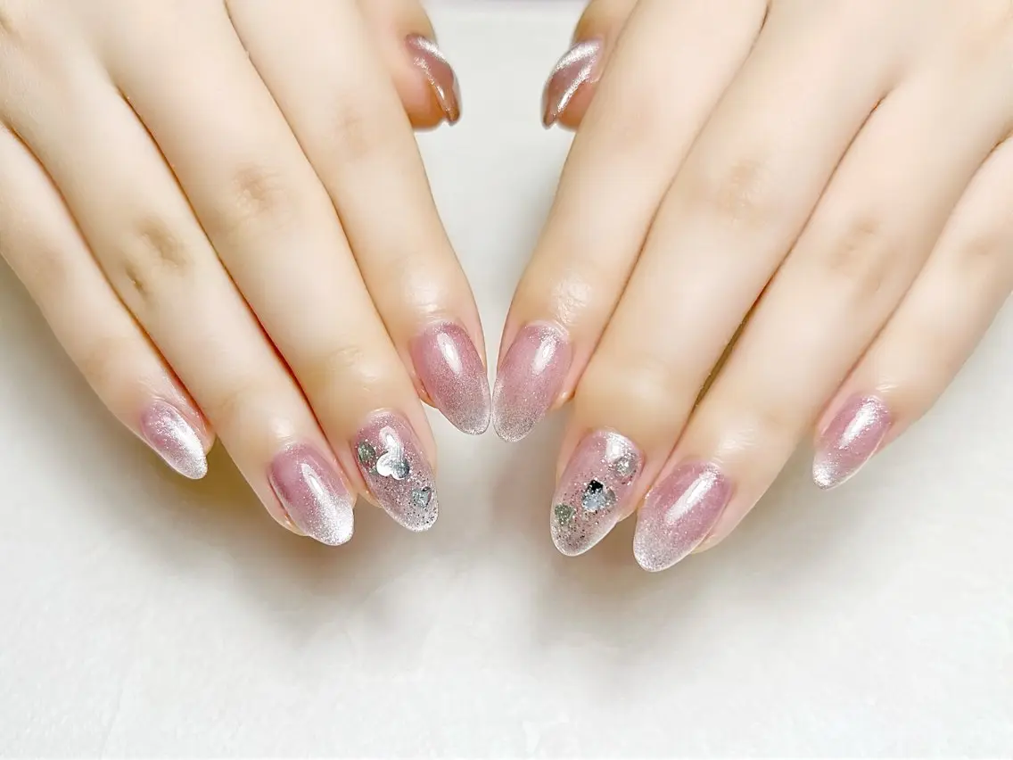 ネイル グラデーション ハート マグネットネイル オフィスネイル ワンカラーネイル rouse nail RISATOのネイルデザイン