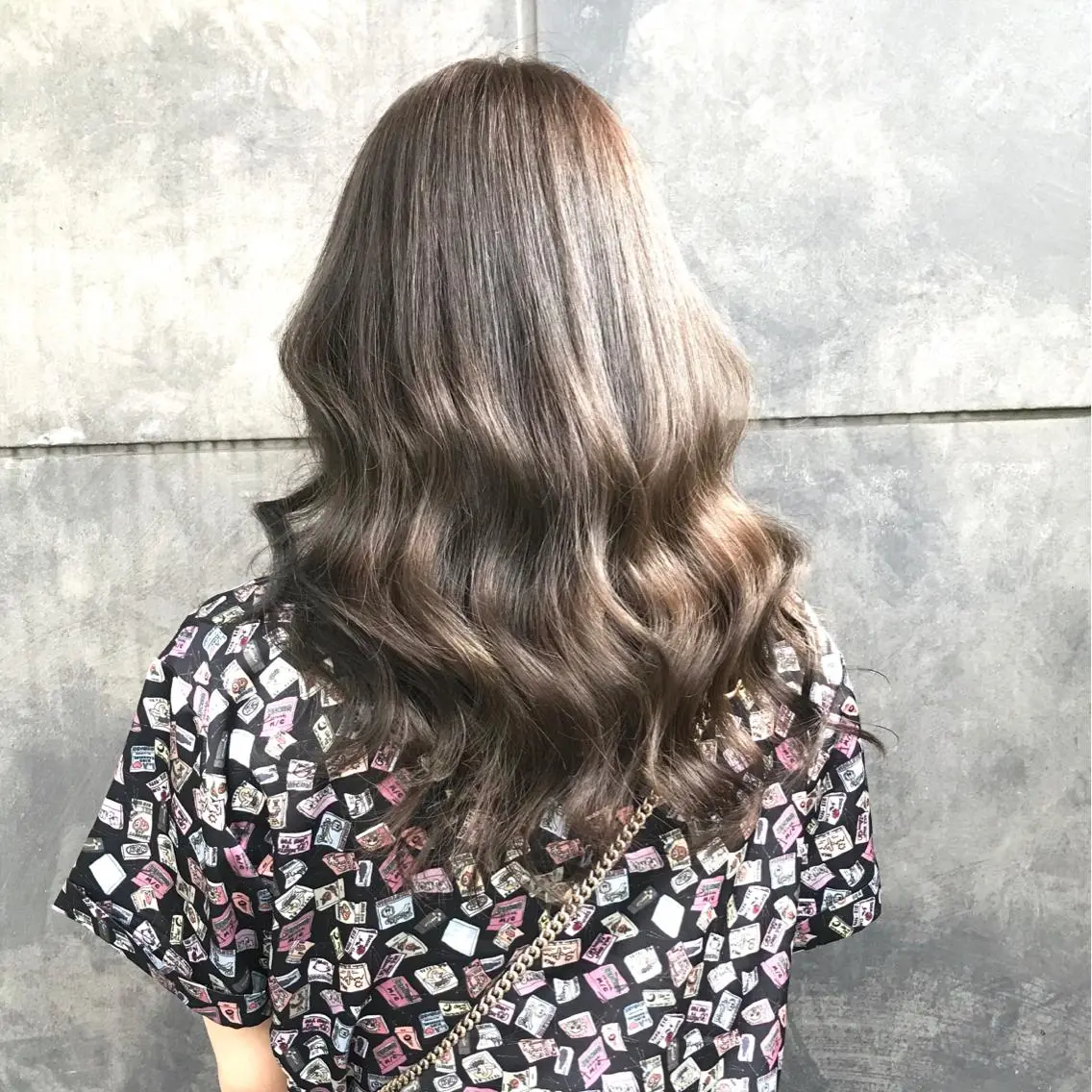 ロング カラー ブリーチ ブラウンカラー 透明感カラー グレージュ ヨシンモリ K-POP好き美容師 🇰🇷Kai.Yのヘアスタイル