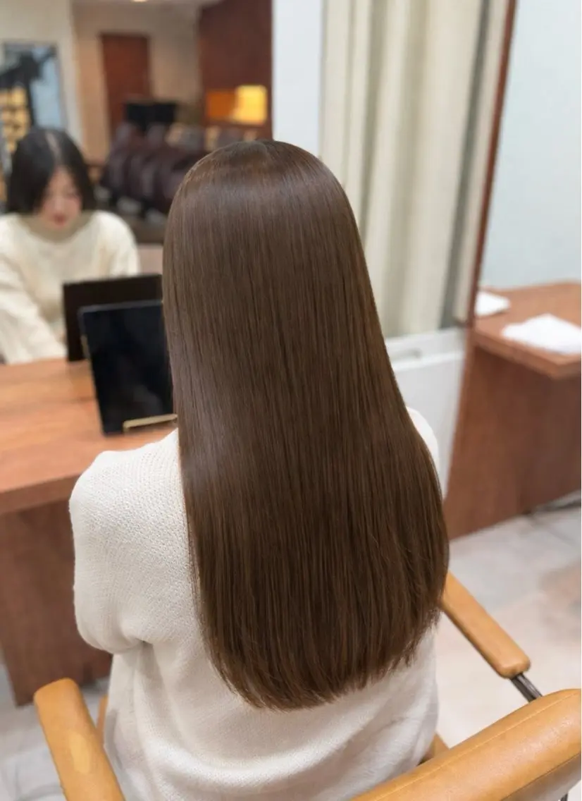 ロング カラー カット ヘアカラー トリートメント yuzua/縮毛矯正 /レイヤー/艶カラーのヘアスタイル