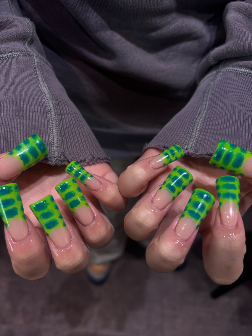 ネイル アートネイル 長さ出し ハンドネイル color.nail 🫧ionaのネイルデザイン