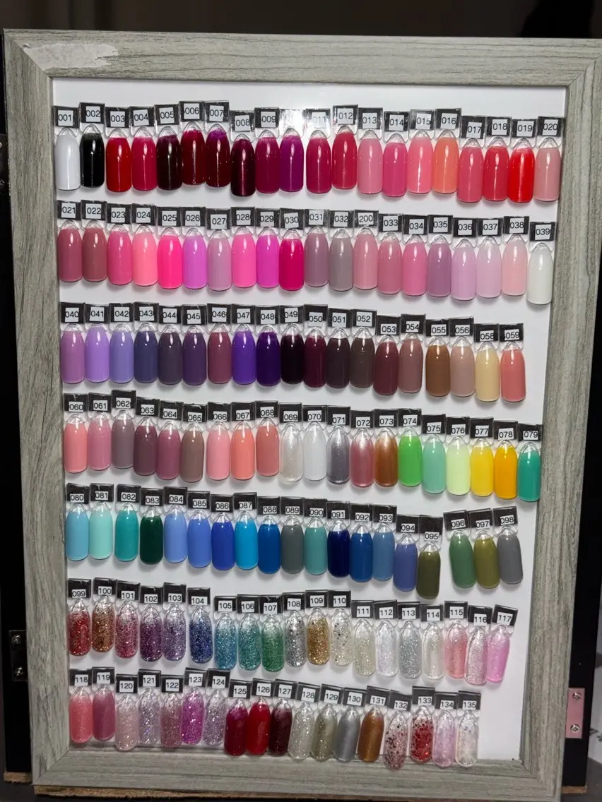 ネイル フレンチネイル グラデーション ラメ(グリッター) ラメグラデーション ワンカラーネイル ハンドネイル Nailsalon soLのネイルデザイン
