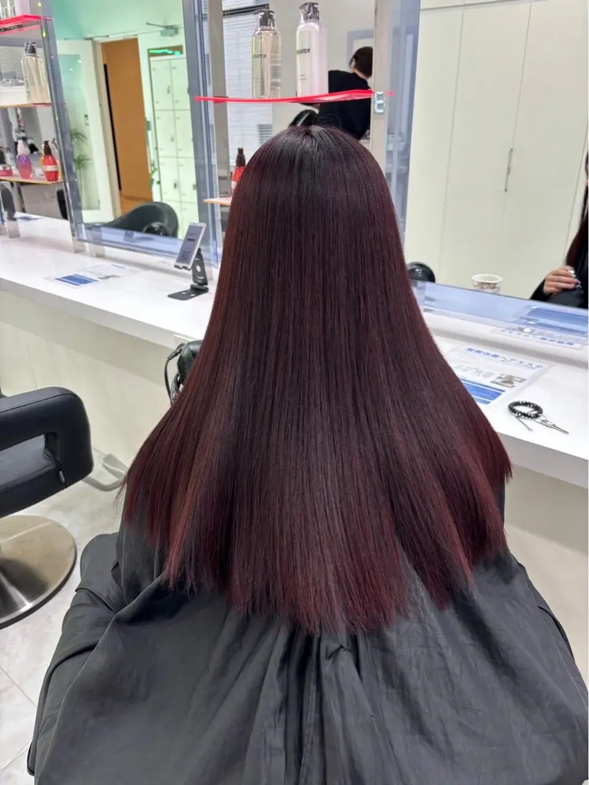 ロング カラー レッドカラー カット ヘアカラー うる艶ストレート♡透 明感カラー♡かずまるのヘアスタイル