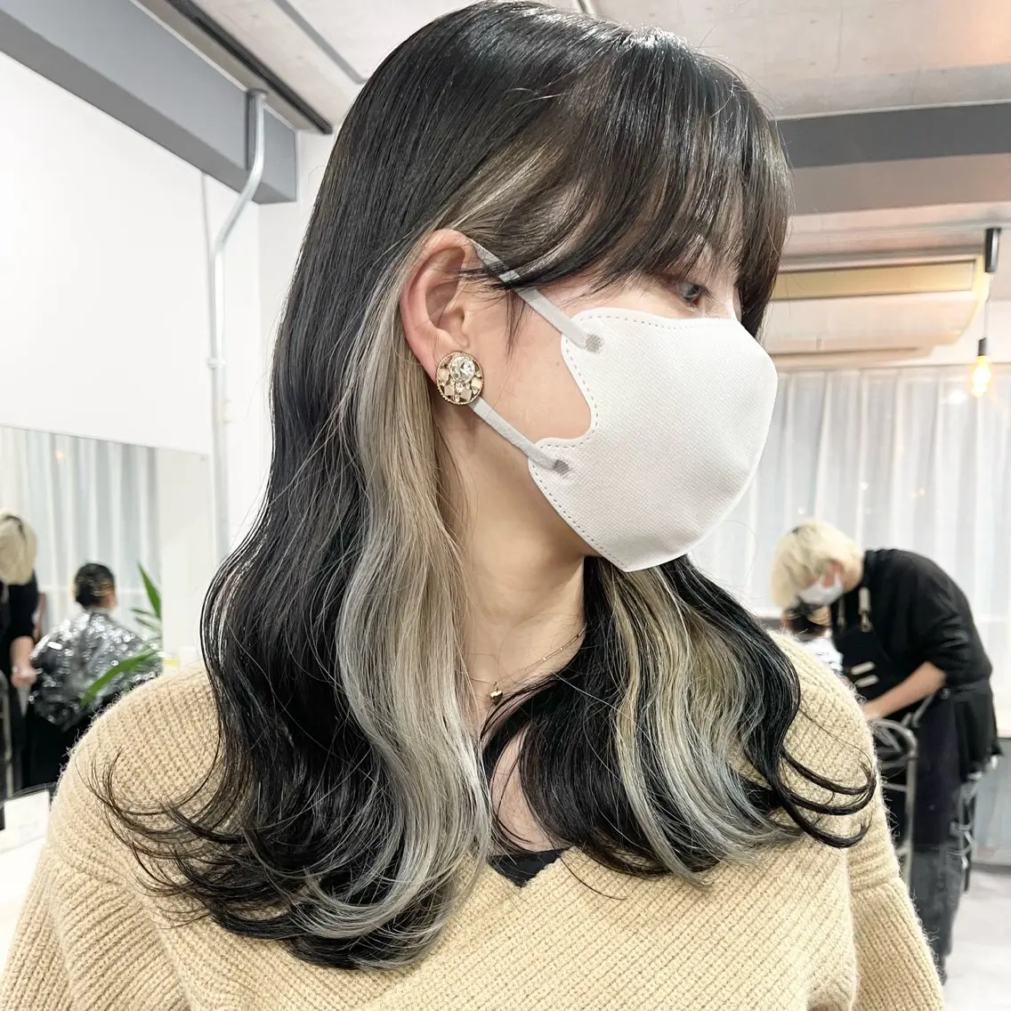 ‼️期間限定‼️‎〖ポイントカラー〗ブリーチあり　イヤリングカラーの写真