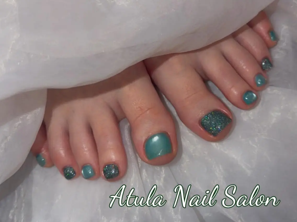 ネイル フットネイル ATULA nailのネイルデザイン