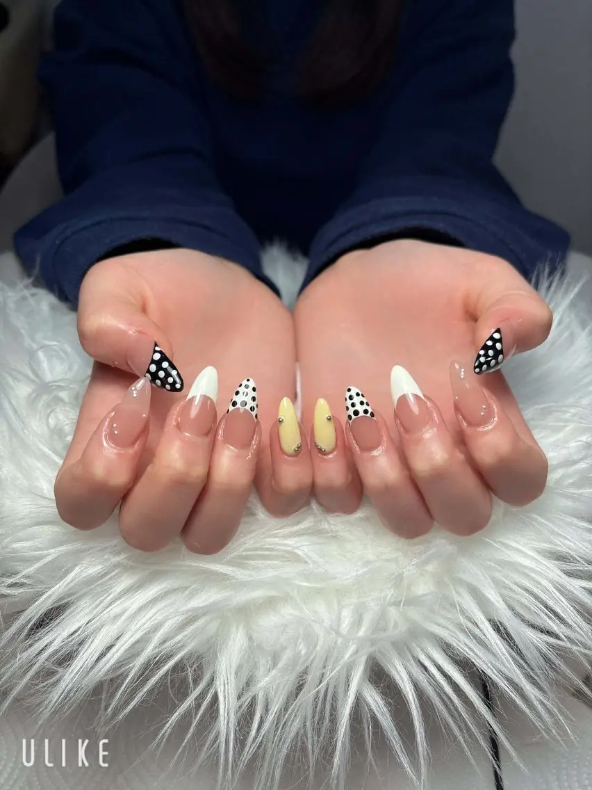 ネイル ハンドネイル T.Lee Nail Lilyのネイルデザイン