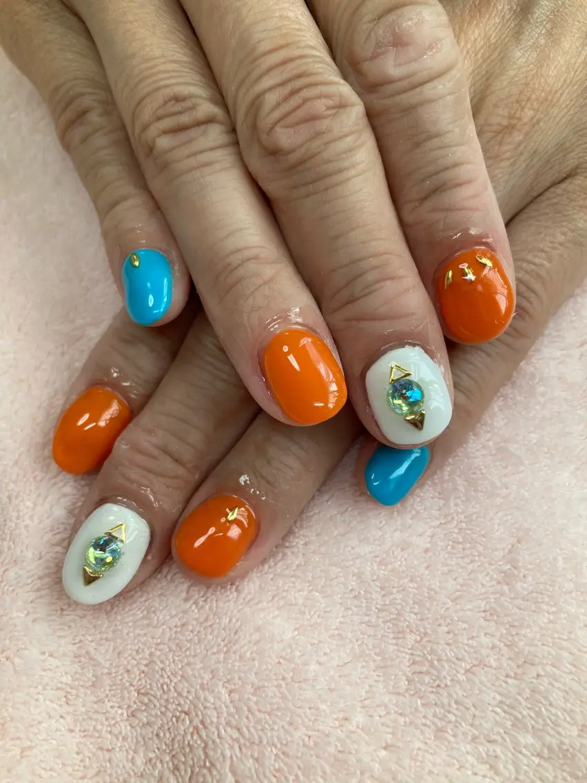 ネイル ストーンネイル ハンドネイル chii nailのネイルデザイン