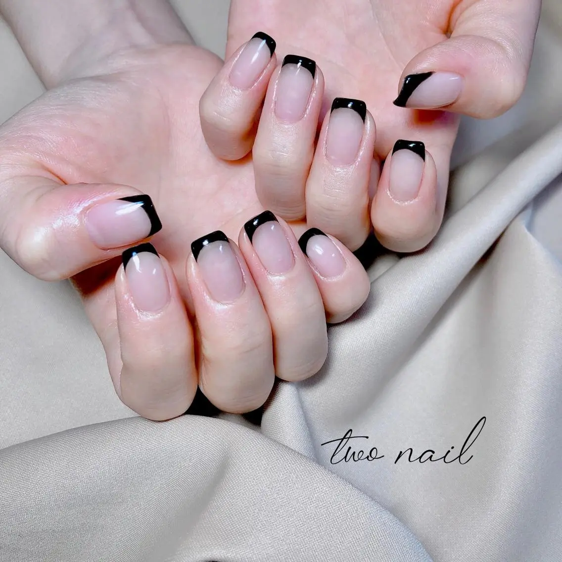 ネイル アートネイル フットネイル ハート ニュアンスネイル ホワイト two nailのネイルデザイン