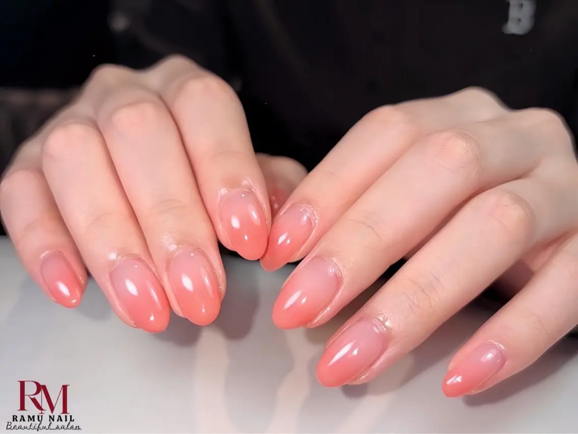 ネイル キラキラネイル マグネットネイル ミラーネイル ピンク 夏ネイル ハンドネイル RAMU Nail 恵比寿店のネイルデザイン