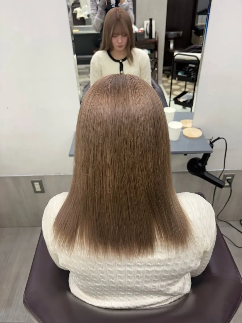 セミロング カラー ヘアカラー noa 寒色系カラーブリーチのヘアスタイル