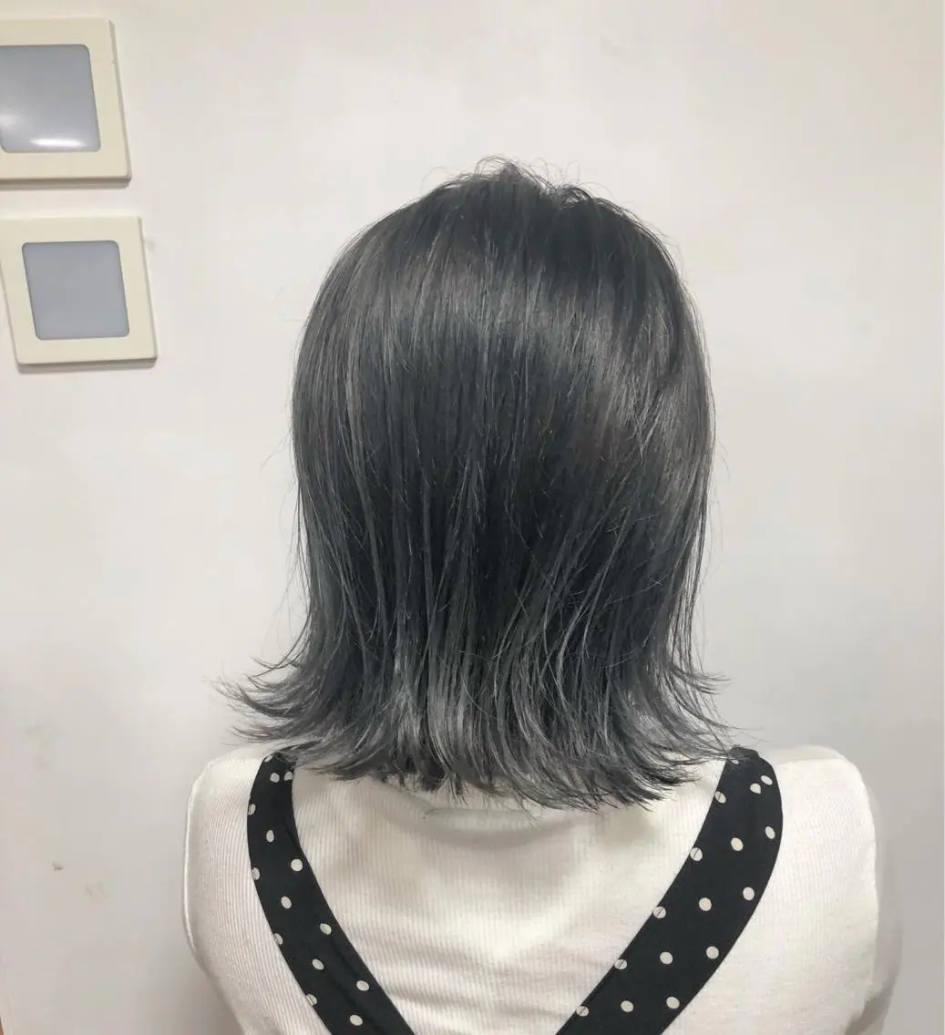 ミディアム カラー ブルーカラー ブルージュ 透明感カラー DAISUKE 美容師のヘアスタイル