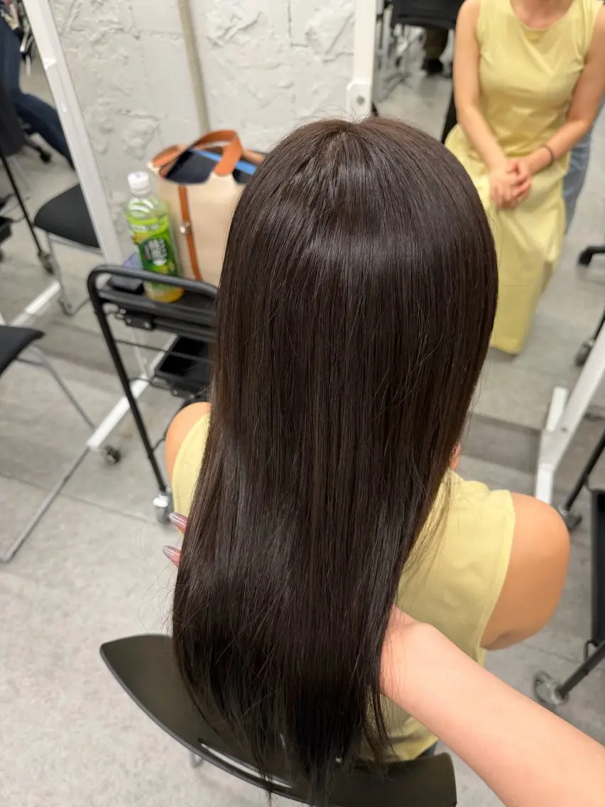 カラー 透明感カラー🫧 EMAのヘアスタイル