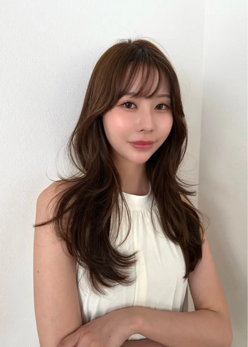 ロング カラー カット ヘアカラー トリートメント TRENCH 相澤 果歩のヘアスタイル