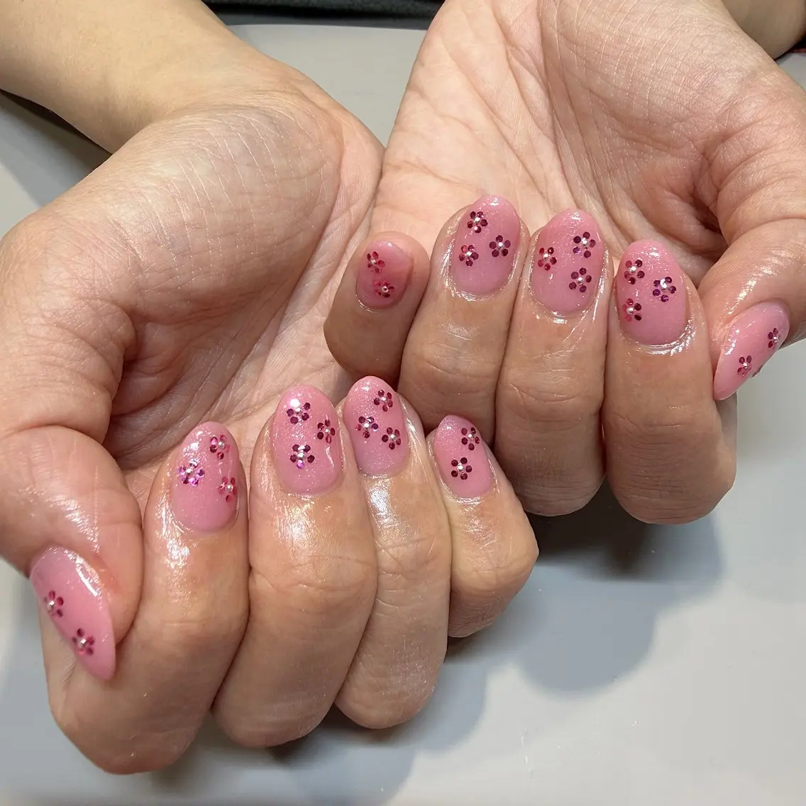 ネイル ハンドネイル 小野澤 紗智のネイルデザイン