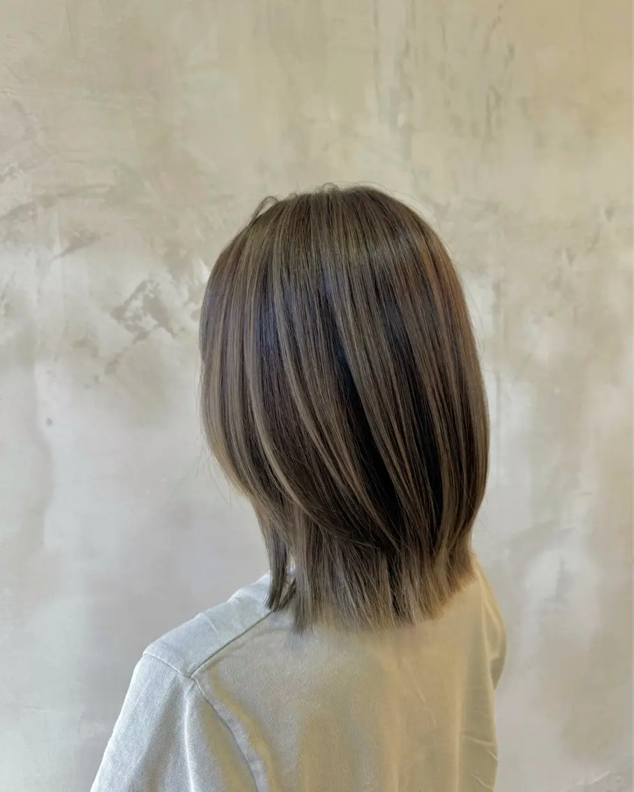 セミロング カラー ヘアアレンジ 佐々木 まゆかのヘアスタイル