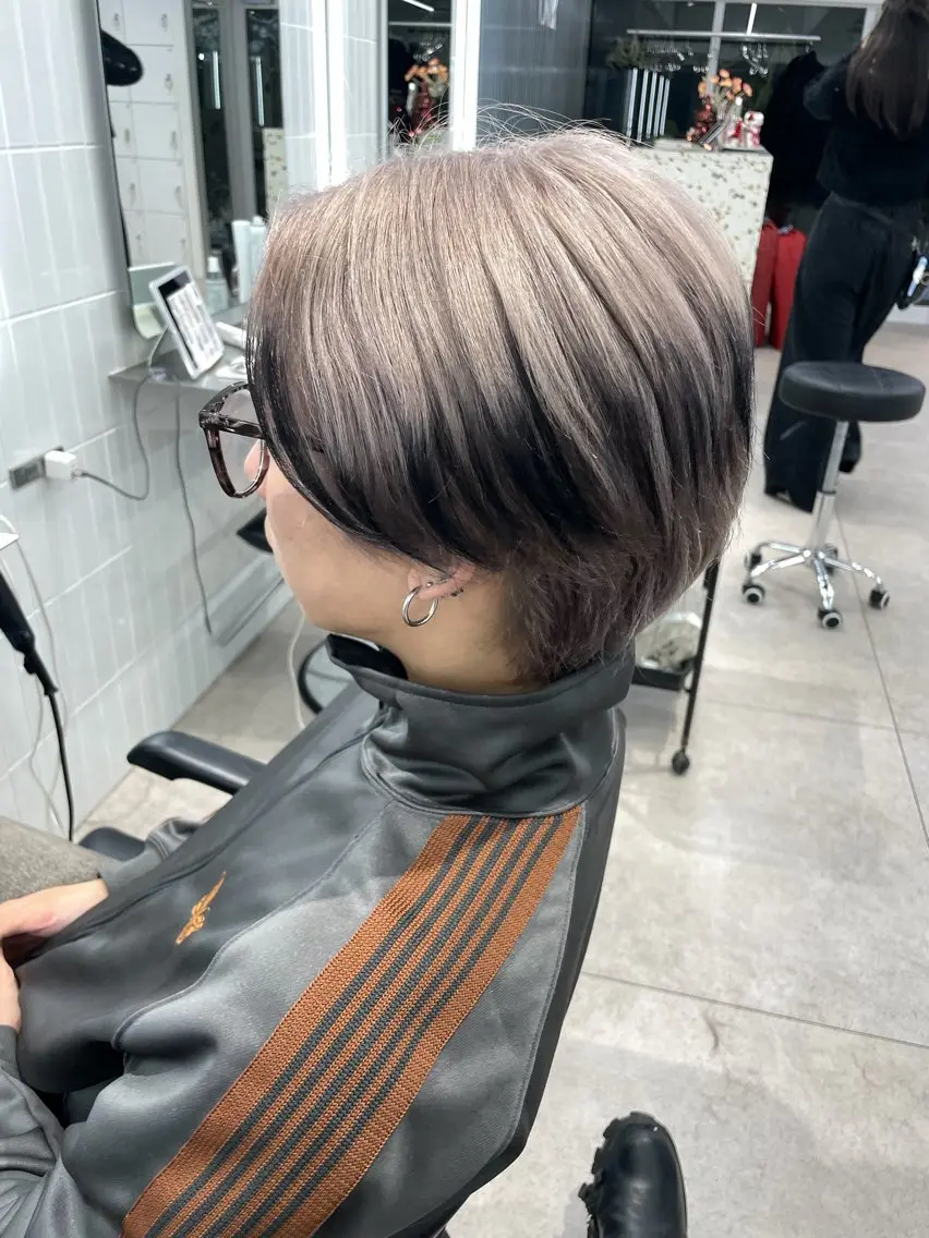 ショート カラー メンズ ベージュカラー ホワイトベージュ ヘアカラー 大智/ハイライト バレイヤージュのヘアスタイル