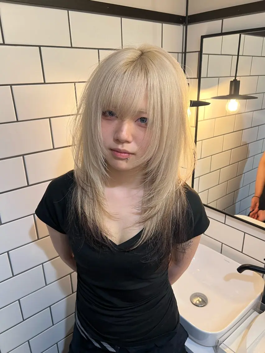【👑人気No.1👑】ブリーチ➕カラー➕似合わせカット➕トリートメント🫧の写真