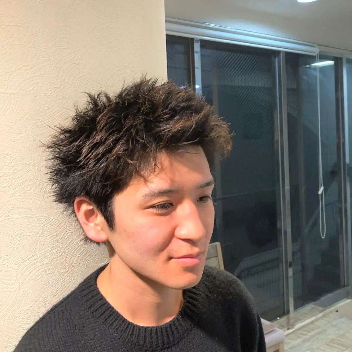 ミディアム メンズ スパイキーショート カット 💥桜木町メンズ専門 💥ルキのヘアスタイル