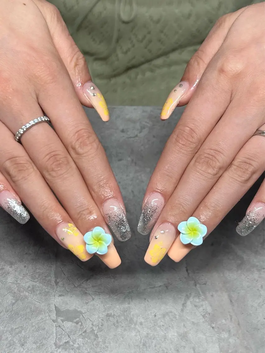 ネイル ハンドネイル IROHA NAIL 愛音のネイルデザイン