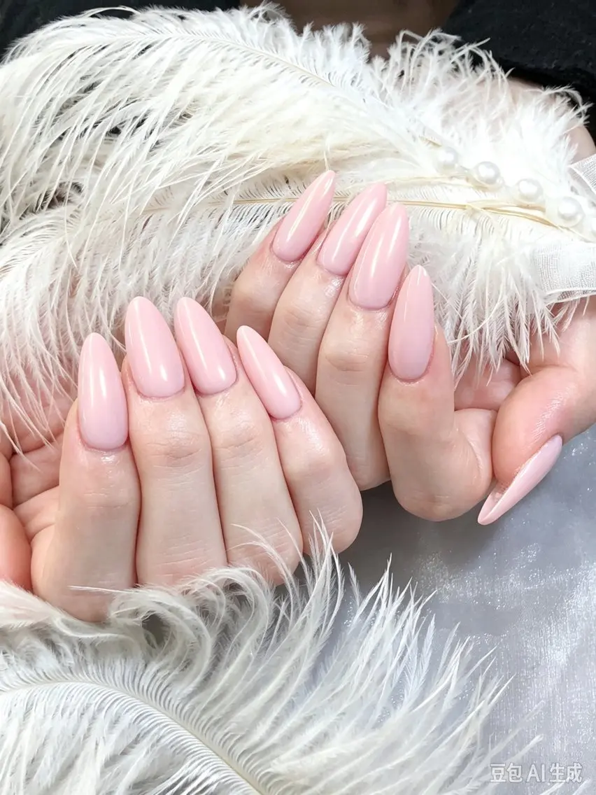 ネイル ハンドネイル Glow Minamiのネイルデザイン