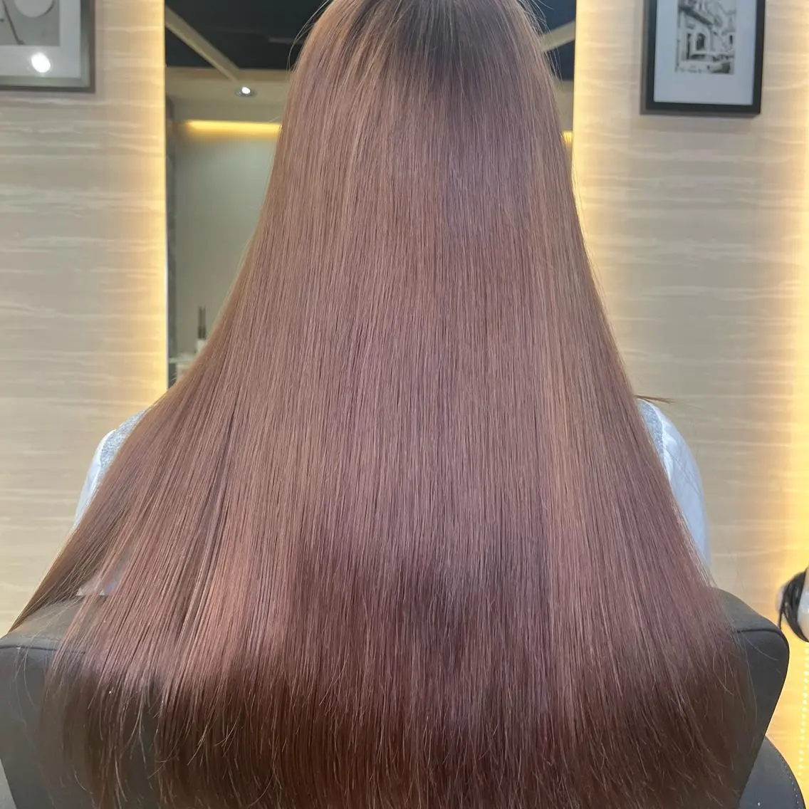 ロング カラー 🌈カラー特化 ハイトーンけいと🌈のヘアスタイル