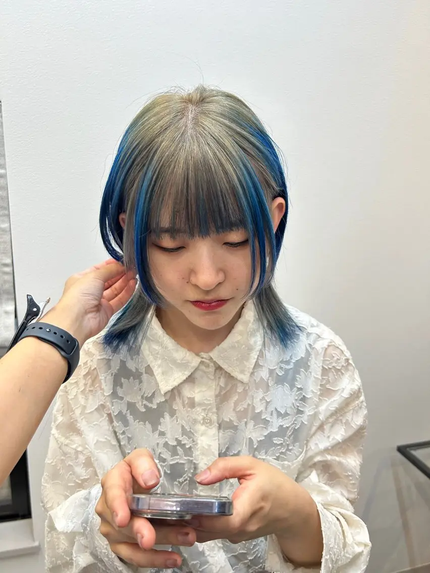 ミディアム カラー ヘアカラー トリートメント SHIINA シイナのヘアスタイル