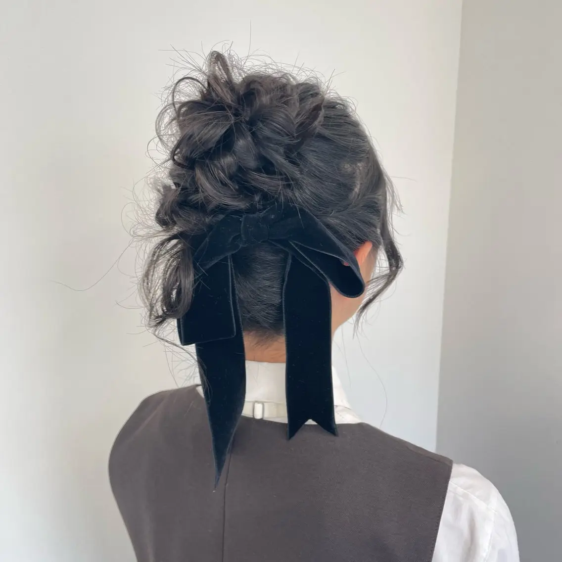 セミロング ヘアアレンジ お団子ヘア 古沢 みづきのヘアスタイル