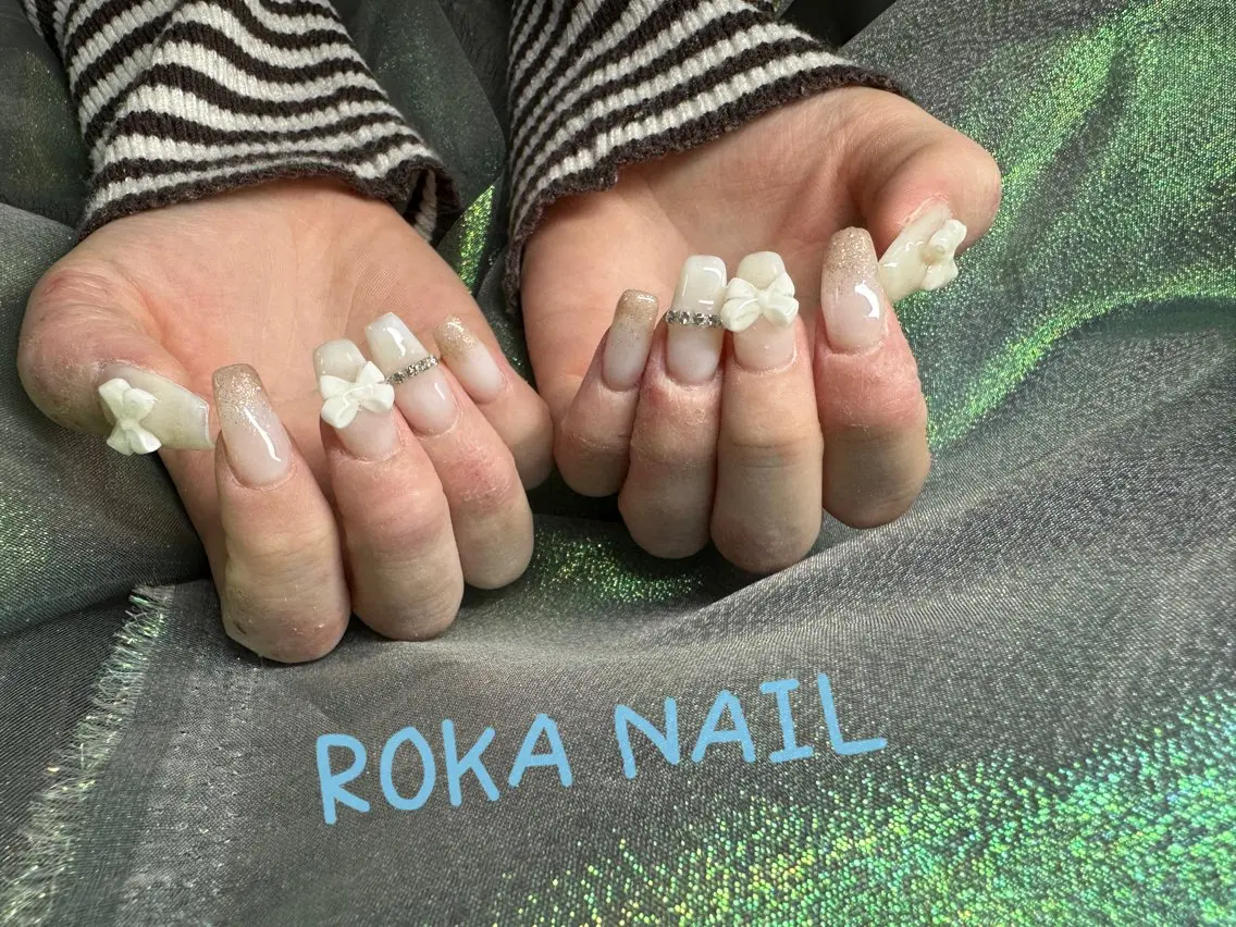 ネイル 長さだし専門店 ROKANAILのネイルデザイン
