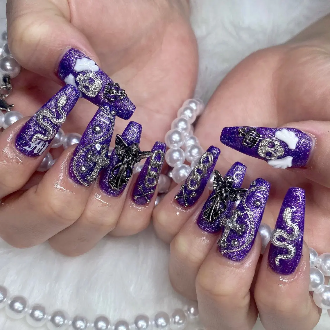 ネイル ayaka ギャルネイル🎀のネイルデザイン
