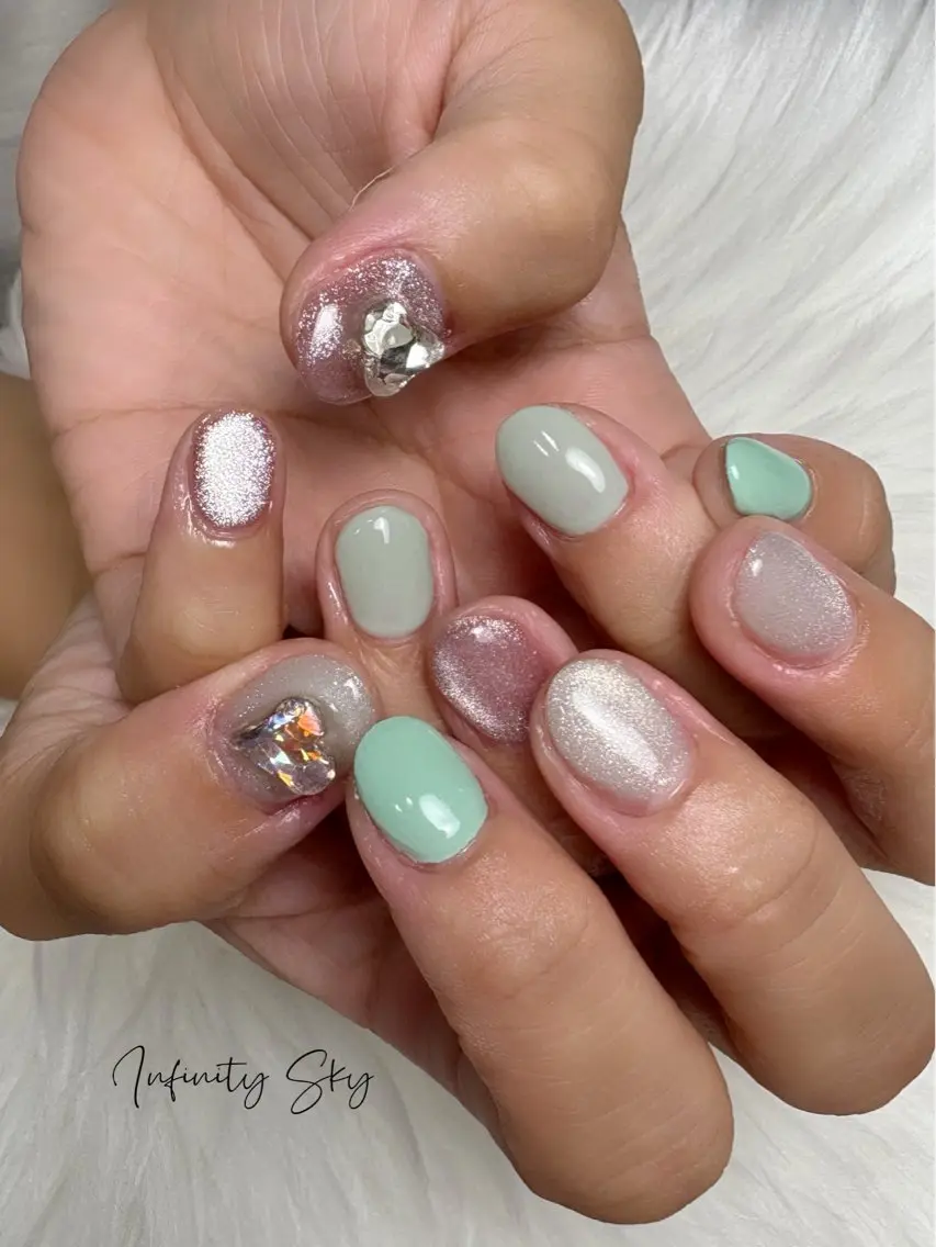 ネイル 春ネイル infinity skyのネイルデザイン