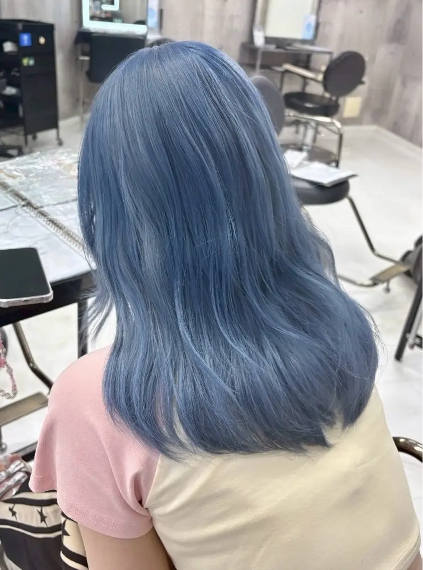 ♡🍒リタッチのみ🍒【ブリーチ(根元)➕カラー➕ケアトリートメント】👱🏻‍♀️♡の写真