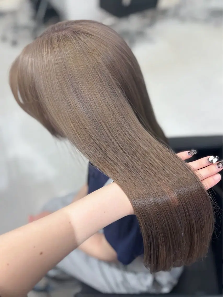ロング カラー 🖤ハイトーンカラ ー🖤/ここなのヘアスタイル
