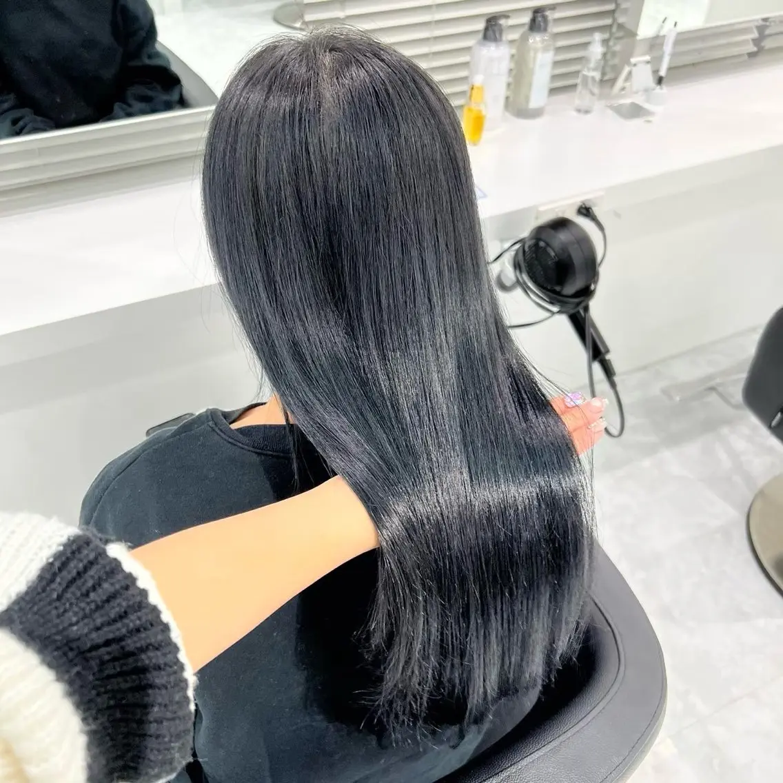 【💕5月限定💕】ブリーチなしでできる透明感ワンカラー+髪質改善トリートメントの写真