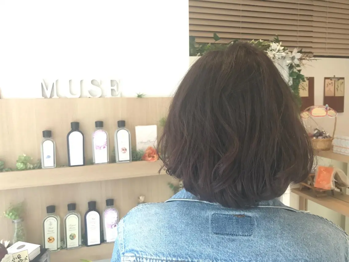 ショート カラー ヘアアレンジ イルミナカラー スズキ シオリのヘアスタイル