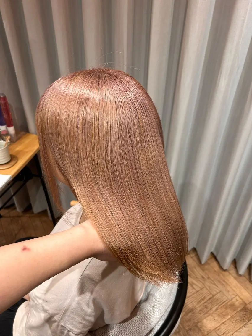 セミロング ヘアカラー 艶カラー🌟 kanonのヘアスタイル