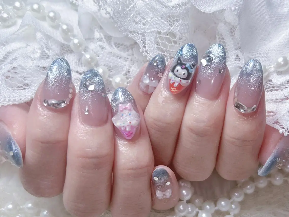 ネイル 🎀ゆうず 𝜗𝜚 ྀིのネイルデザイン