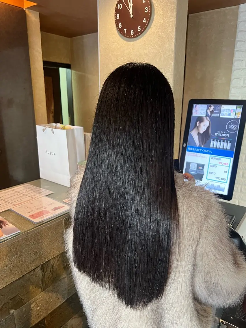 ロング 髪質改善 縮毛矯正 カット 縮毛矯正 トリートメント Lee東三国　櫻井 睦樹のヘアスタイル
