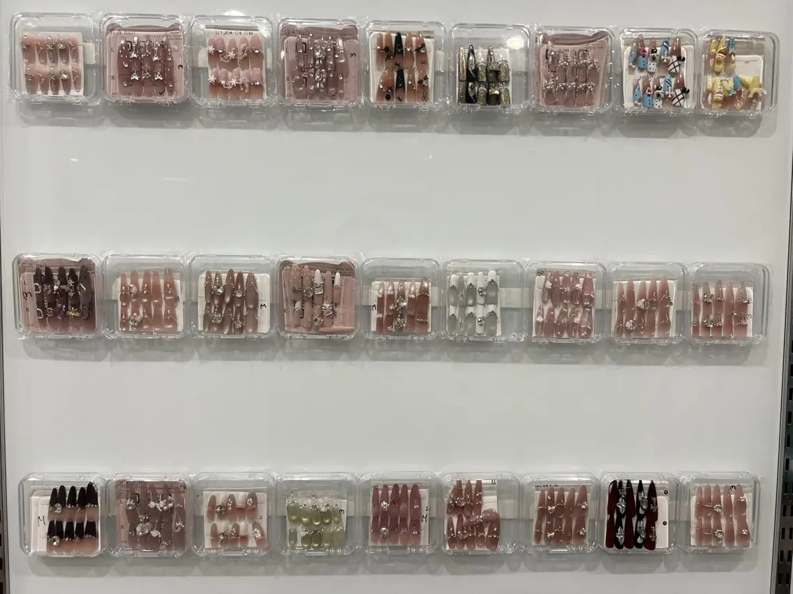 ネイル ハンドネイル G.A nailのネイルデザイン