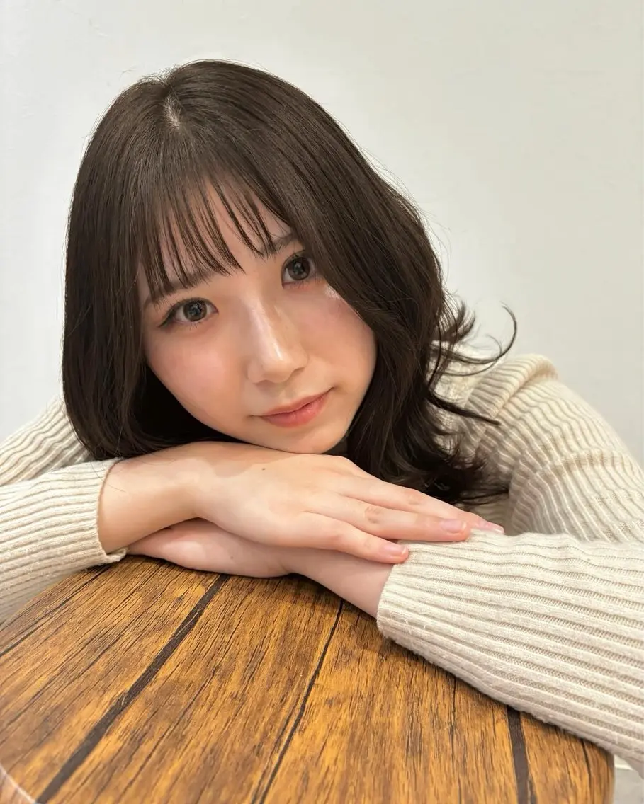 ミディアム モテ髪🫧赤み消し カラー表参道きょうこのヘアスタイル