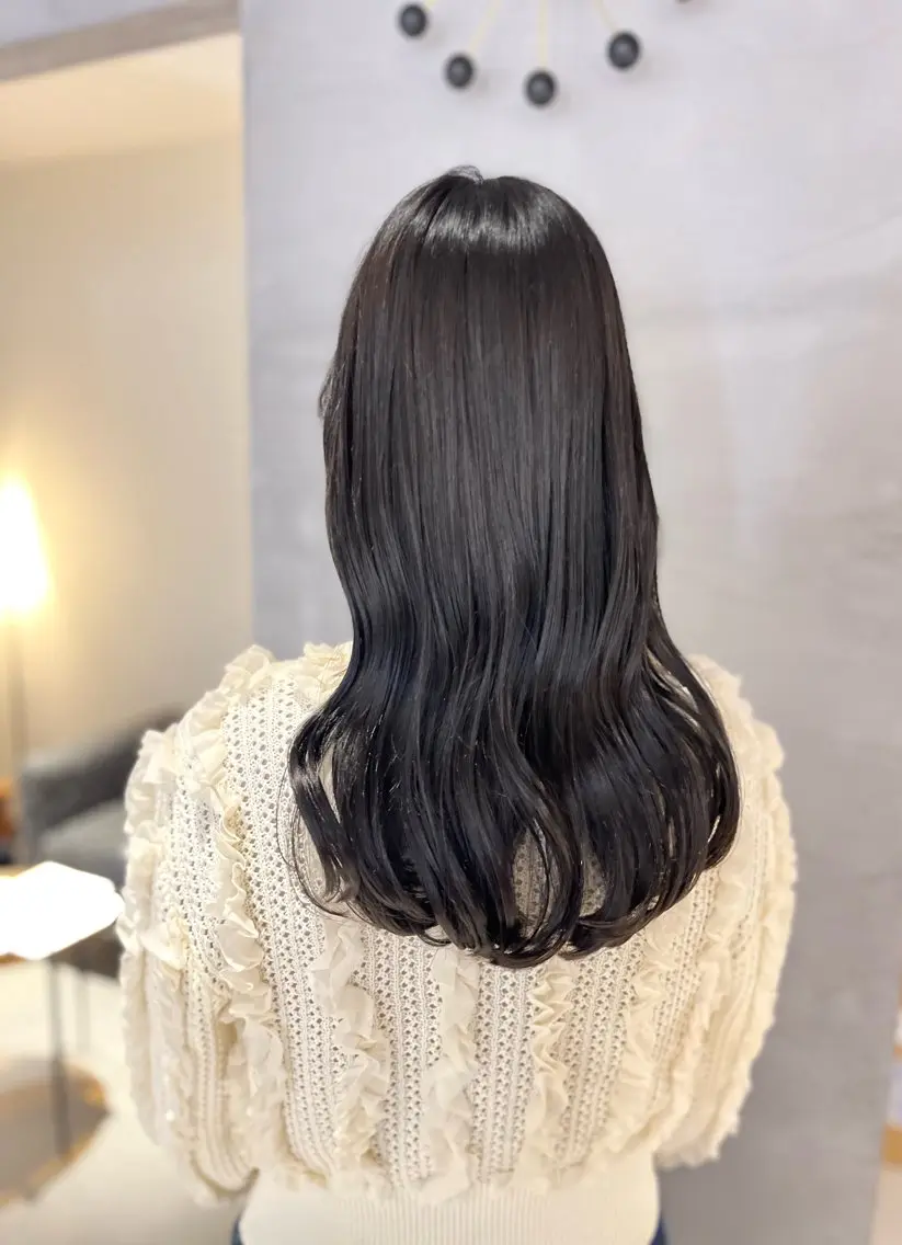 セミロング カット ヘアカラー トリートメント 顔周りレイヤー 髪質改善 / AYUのヘアスタイル