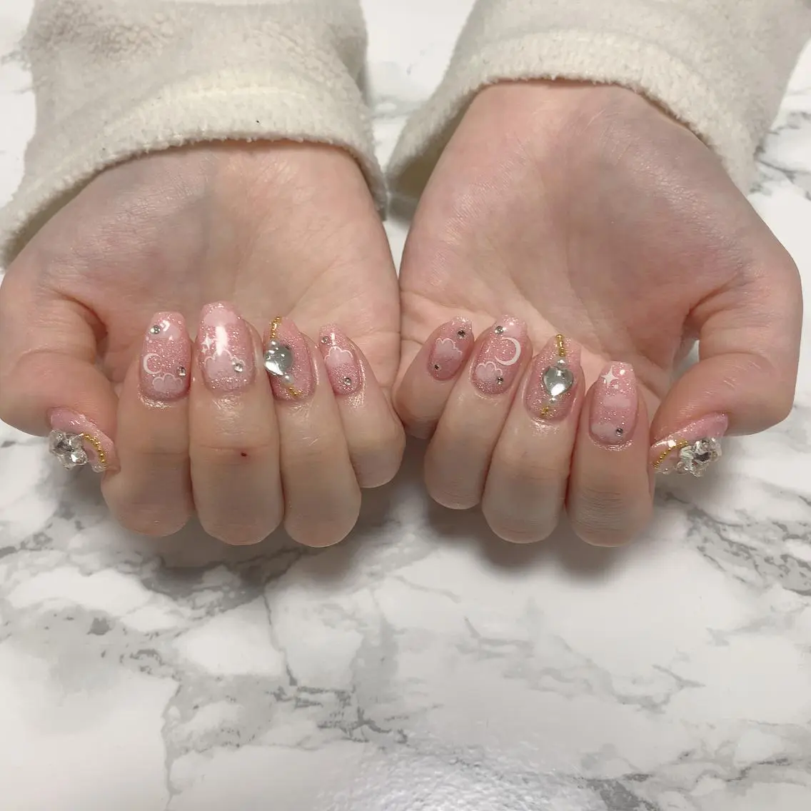 ネイル ハンドネイル はな💎ネイル ワンホン、長さ出しのネイルデザイン