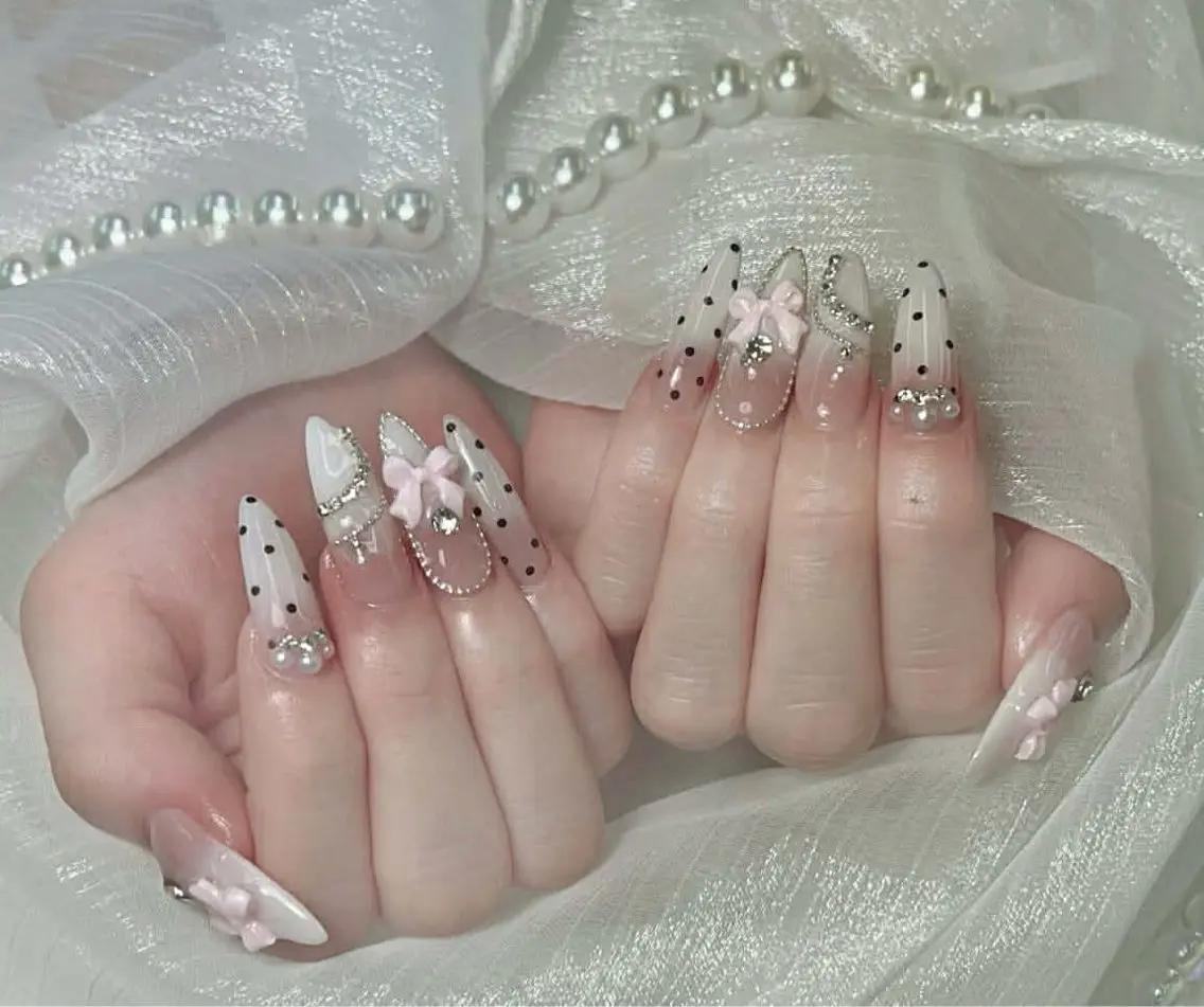 ネイル ハンドネイル NEM nailstudioのネイルデザイン