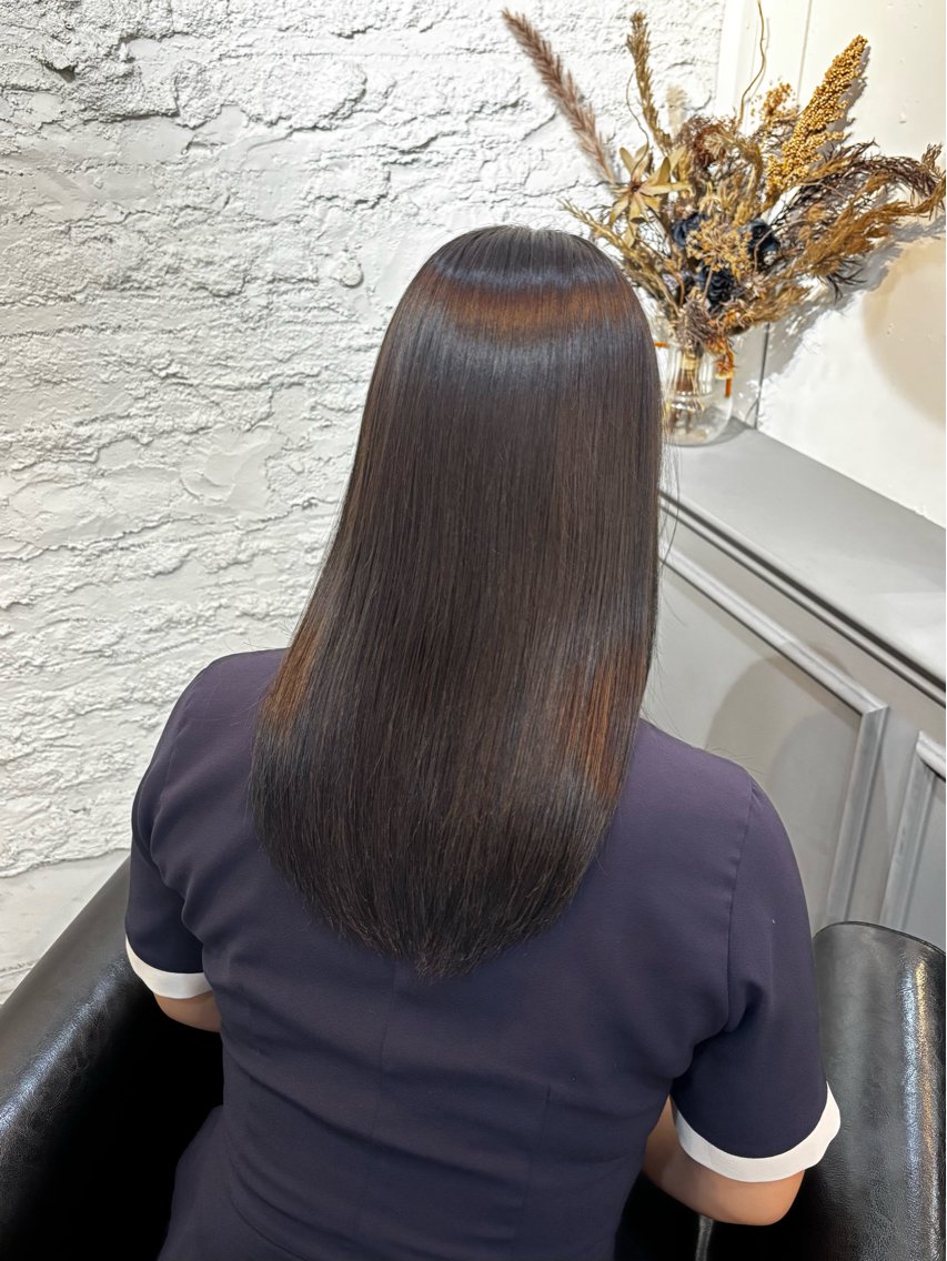 セミロング ヘアカラー 関口 玲那のヘアスタイル