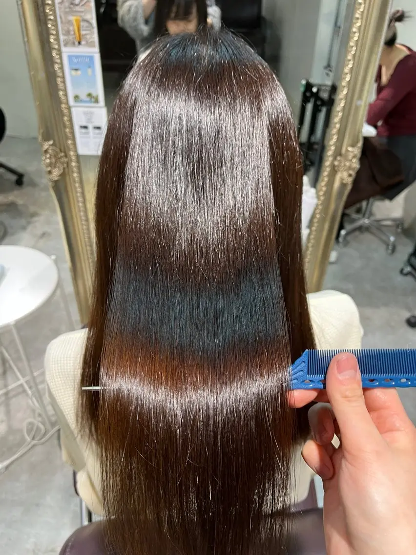 ロング カラー ヘアカラー フェザーパーマ🌙 毛流れ yuzukiのヘアスタイル