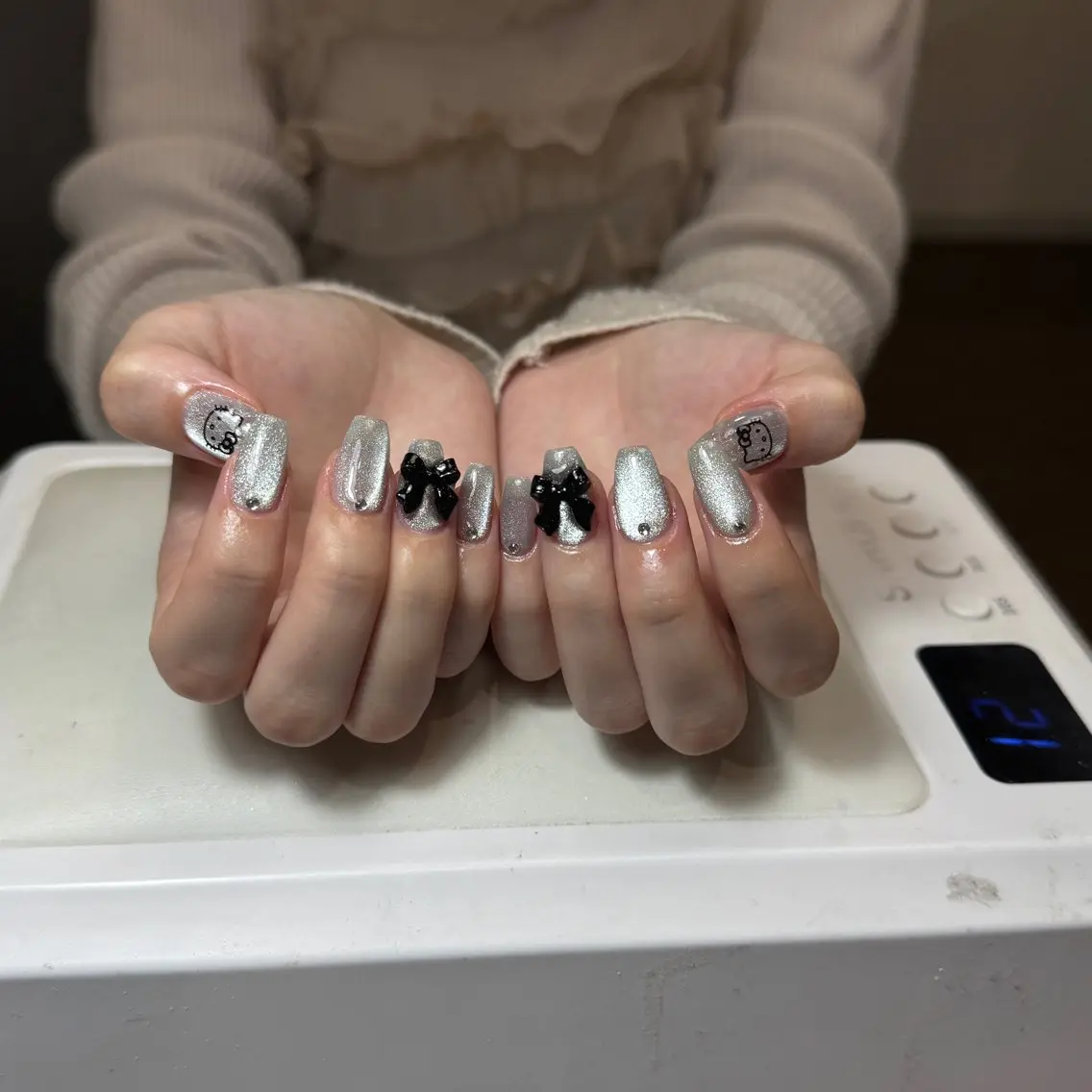 ネイル チークネイル フレンチネイル グラデーション 韓国ネイル マグネットネイル Hana Nailのネイルデザイン