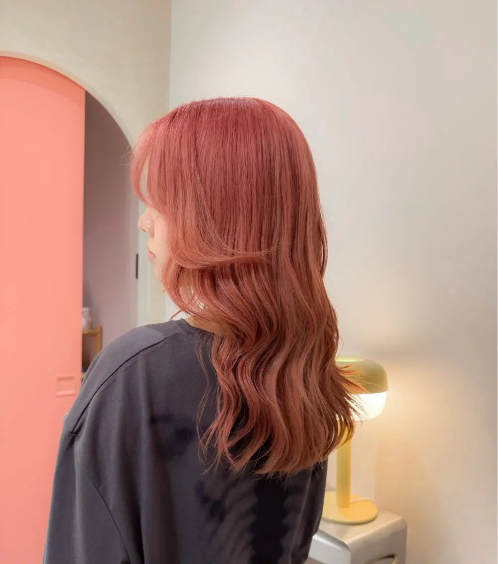 カラー ヘアカラー ハイトーンベージュ カラー/さら🎀のヘアスタイル