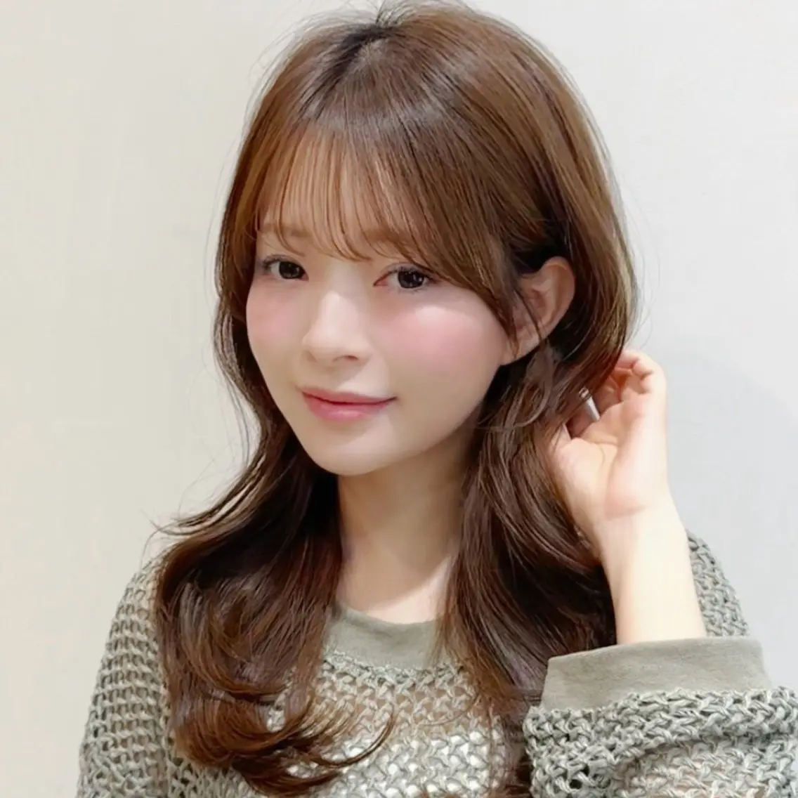 ミディアム 無料カット/レイヤー 特化／表参道🌟飯塚のヘアスタイル